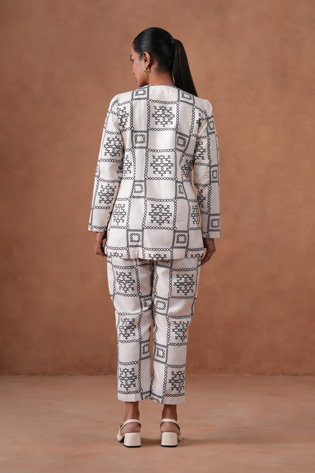 Modern Grid Blazer Set